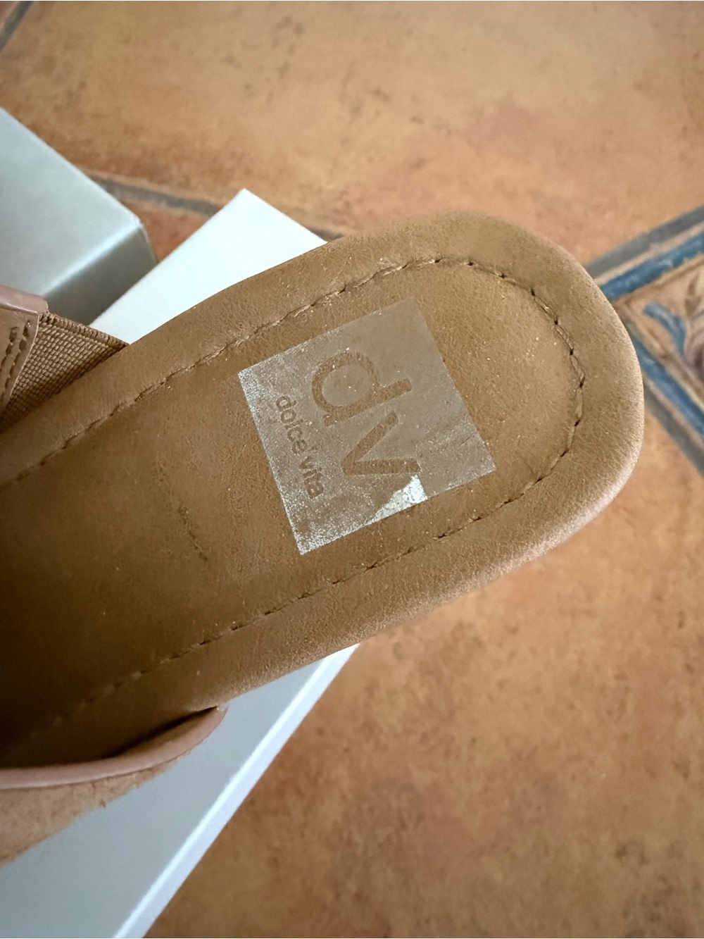 DV by Dolce Vita Tan Suede Platform Mule Heels - Picture 3 of 3